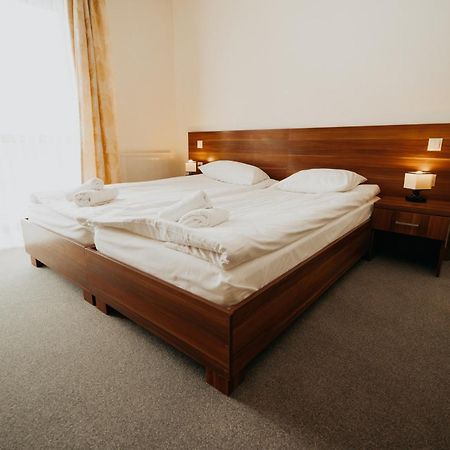 Noclegi - Apartamenty Zolynianka Extérieur photo