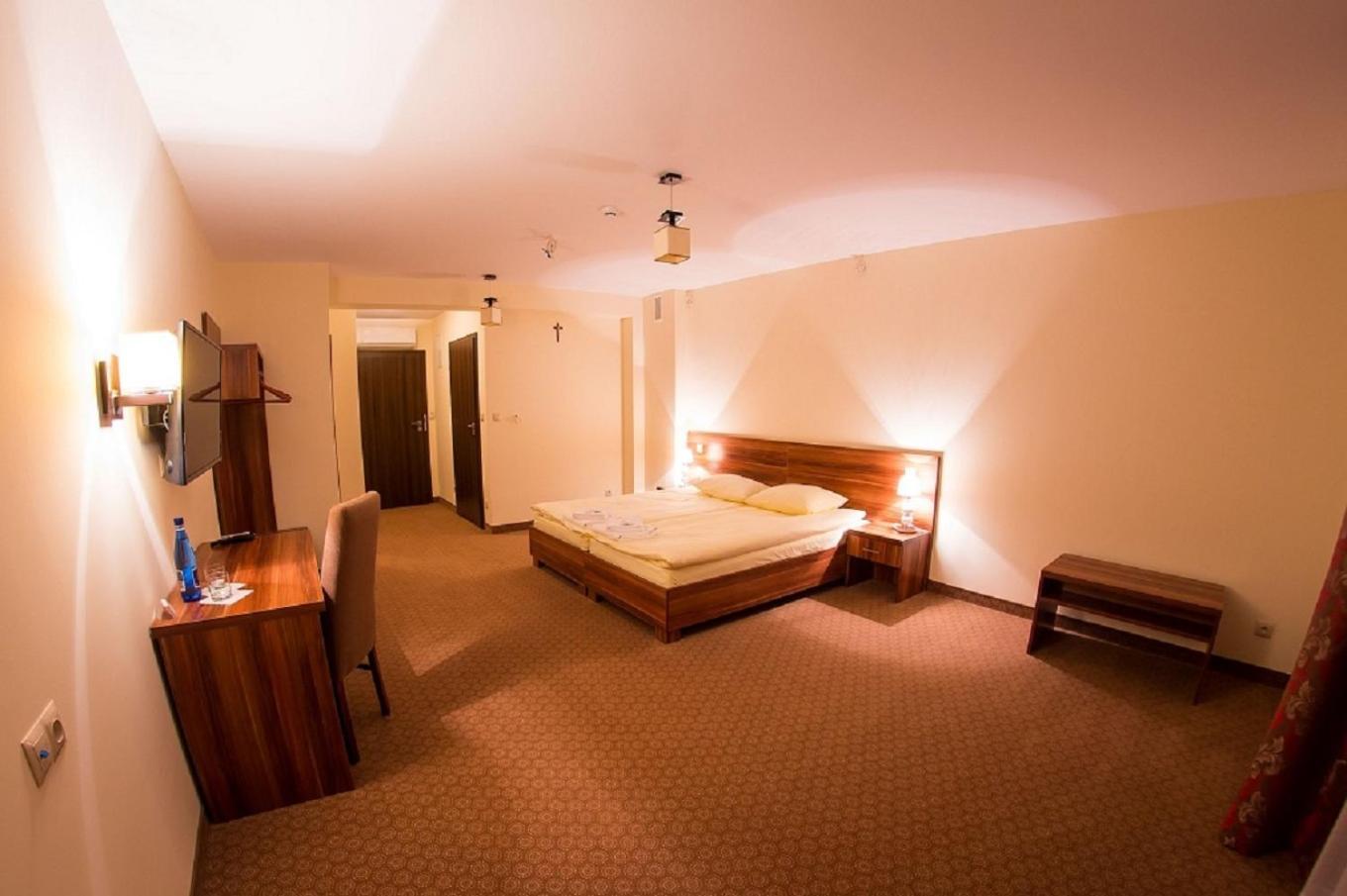 Noclegi - Apartamenty Zolynianka Extérieur photo