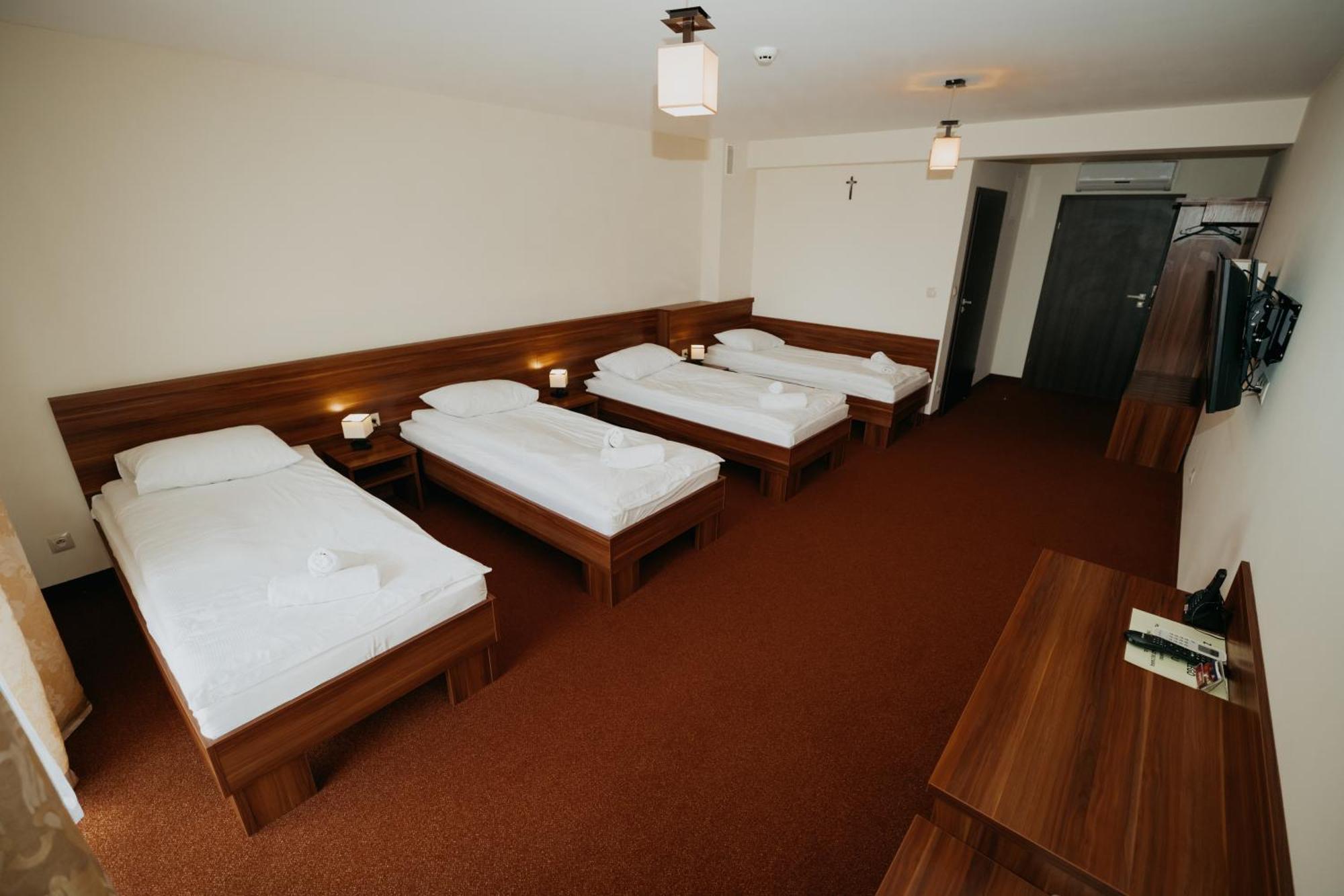 Noclegi - Apartamenty Zolynianka Extérieur photo