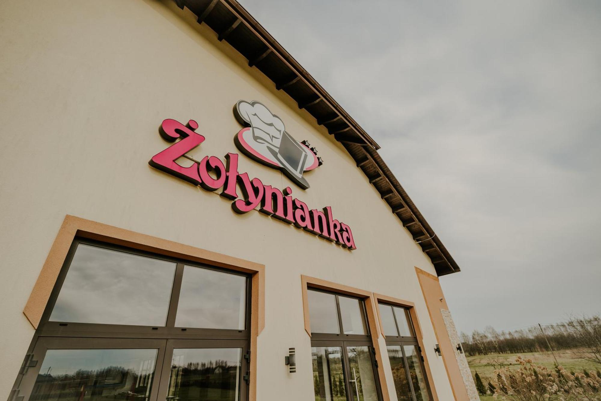 Noclegi - Apartamenty Zolynianka Extérieur photo