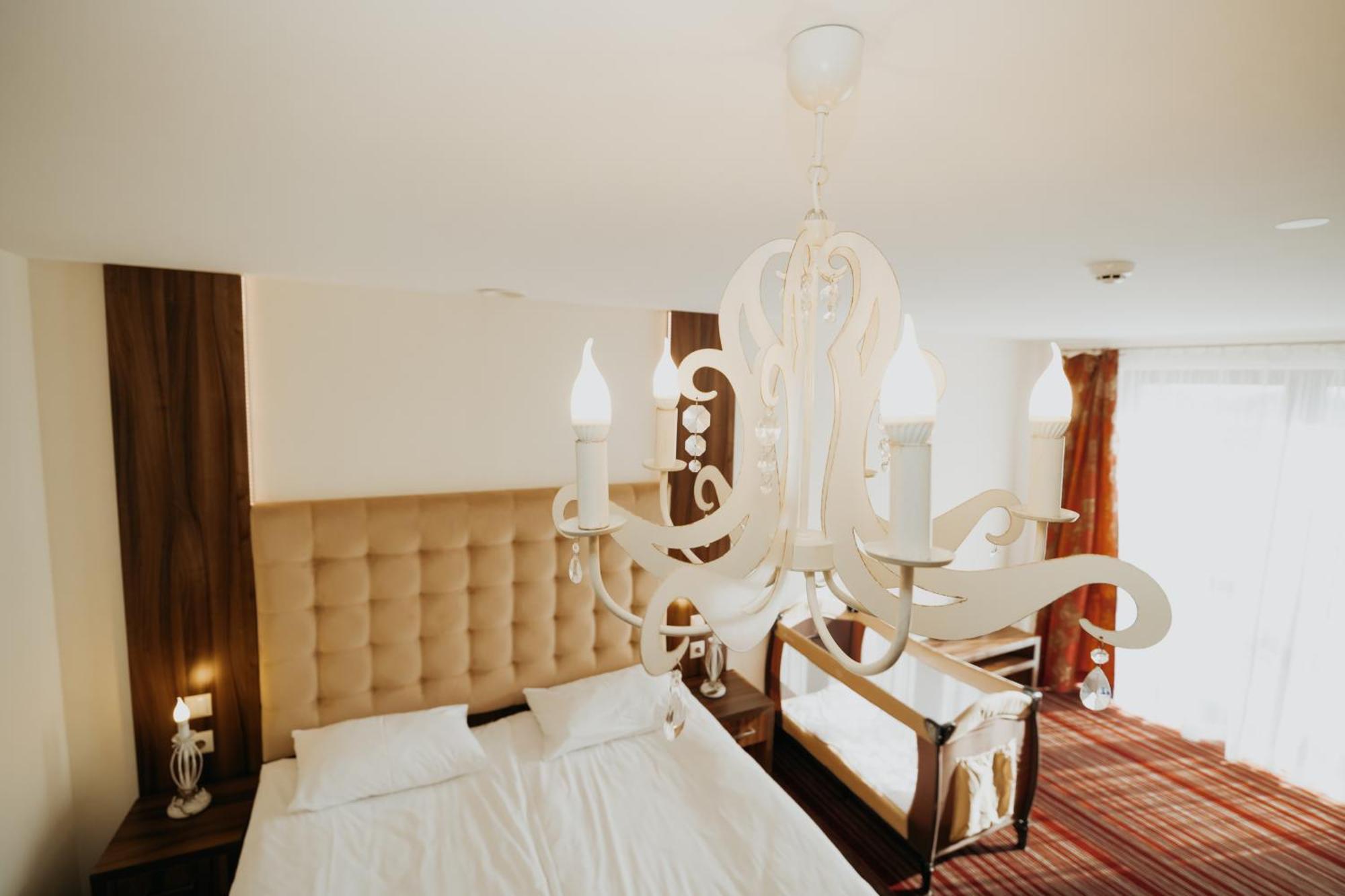Noclegi - Apartamenty Zolynianka Extérieur photo