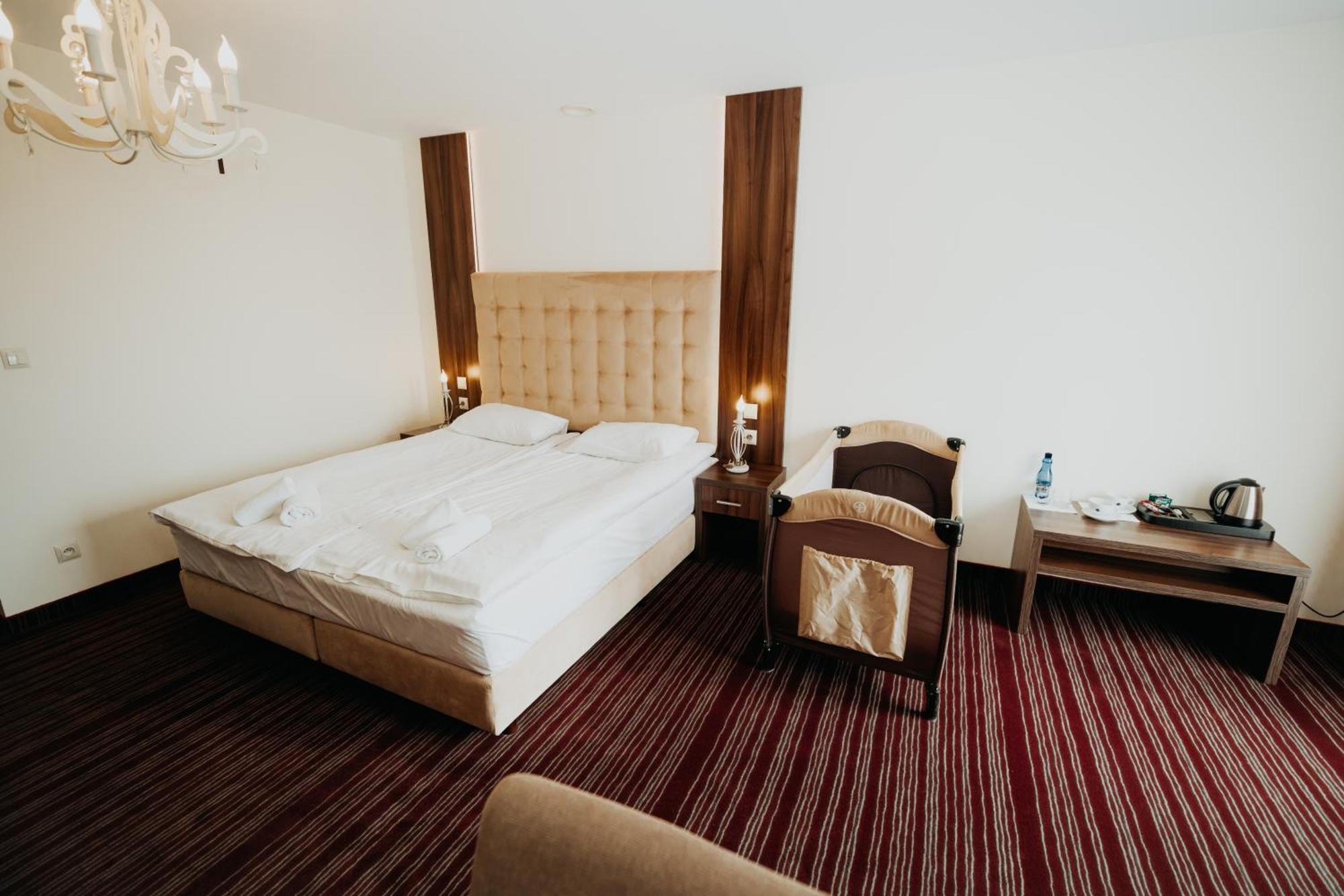 Noclegi - Apartamenty Zolynianka Extérieur photo