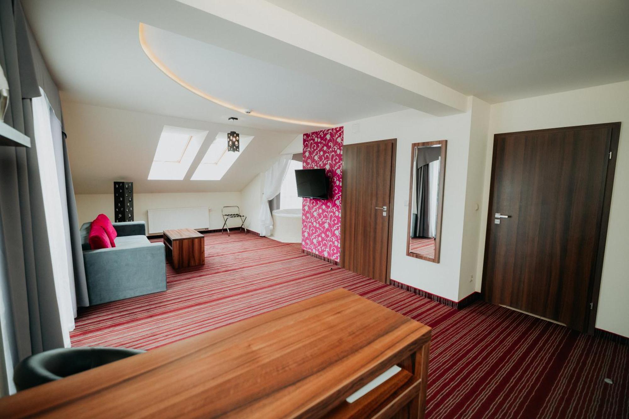 Noclegi - Apartamenty Zolynianka Extérieur photo